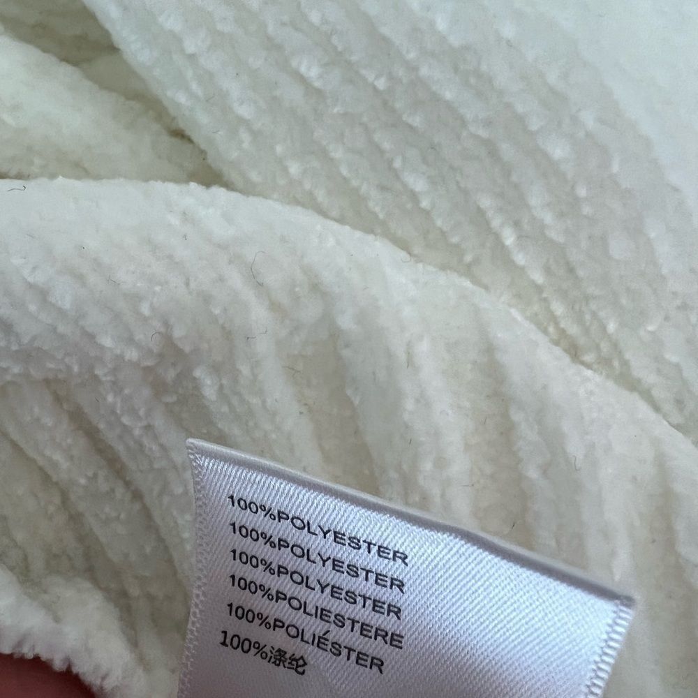 Urban Outfitters BNWT Sweater XS Super Soft Great Condition Non Smoking XS - Picture 7 of 11